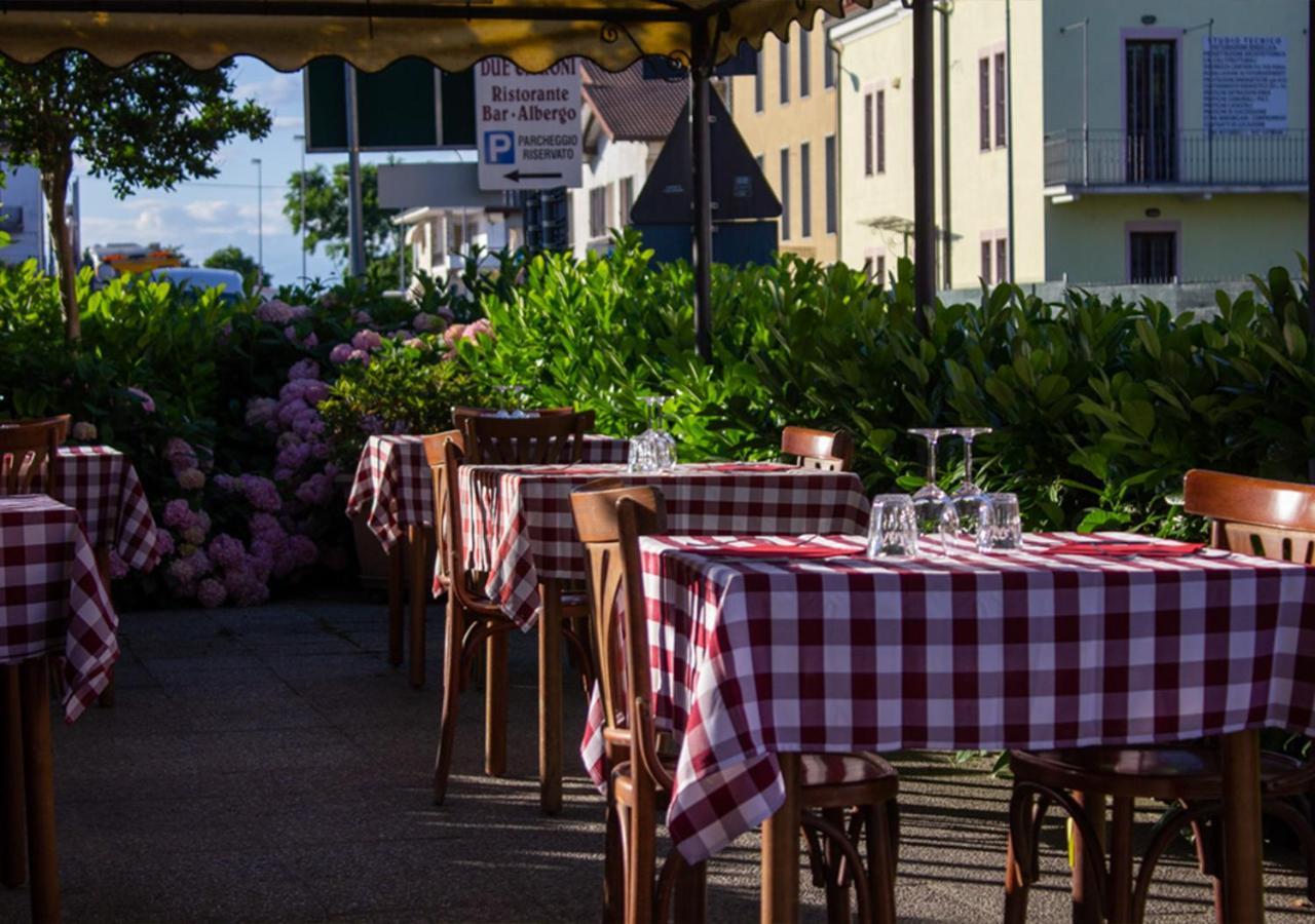 Trattoria Due Citroni Hotel Casalgrasso Exterior foto